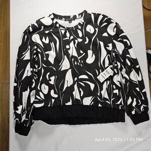 INC International Concepts Petite Small Black White Print Blouse NWT Pleated Hem